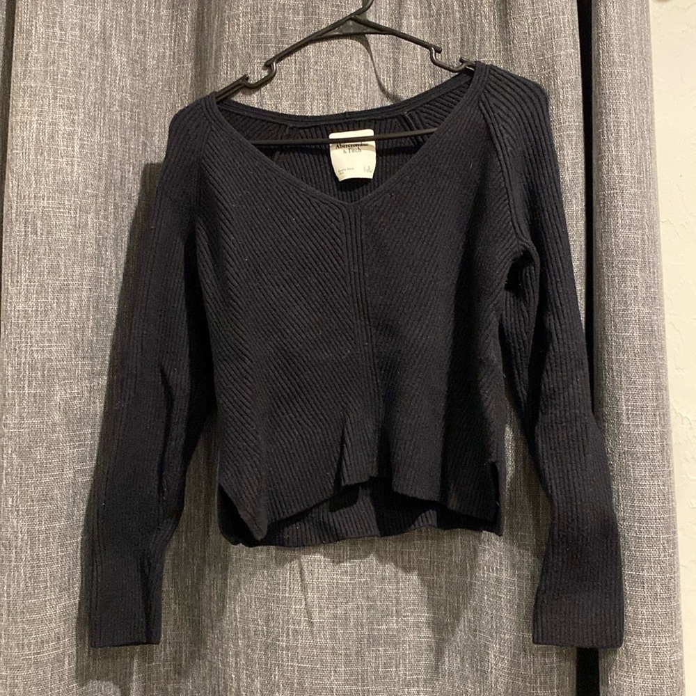 Abercrombie and Fitch Womens Sweater
